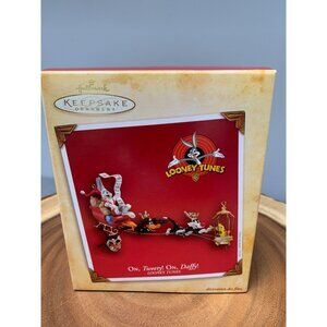 Hallmark Keepsake Ornament Looney Tunes "On Tweety! On Daffy!" 2004 Limited Edit